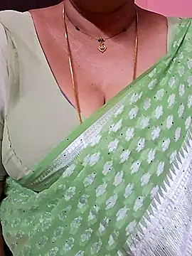 ananya956 online show from April 9, 2026, 9:43 pm