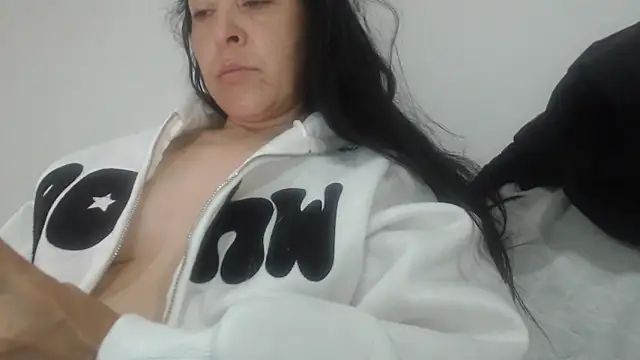 Snapshot of naughthyany16 chatting on November 12, 2025, 9:13 am naughthyany16 online show from November 12, 2025, 9:13 am