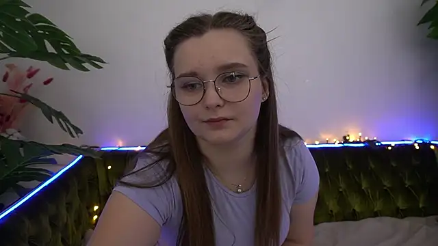 Snapshot of MagicPeachh_ chatting on January 15, 2025, 2:02 pm MagicPeachh online show from January 15, 2025, 2:02 pm