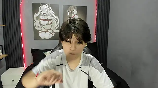 Snapshot of Bryce_Evans chatting on November 22, 2025, 2:05 pm Bryce Evans online show from November 22, 2025, 2:05 pm