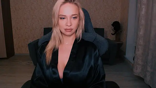 Snapshot of PDiddy_ chatting on February 3, 2026, 1:05 pm PDiddy online show from February 3, 2026, 1:05 pm