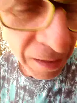 Snapshot of felice66 chatting on September 19, 2025, 1:48 pm felice66 online show from September 19, 2025, 1:48 pm