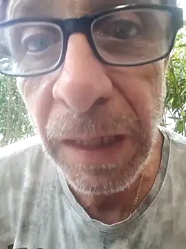 Snapshot of felice66 chatting on September 8, 2025, 4:17 pm felice66 online show from September 8, 2025, 4:17 pm
