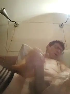 Snapshot of felice66 chatting on October 31, 2025, 9:22 pm felice66 online show from October 31, 2025, 9:22 pm