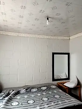 Snapshot of BoyWandaa chatting on March 8, 2025, 11:16 am BoyWandaa online show from March 8, 2025, 11:16 am