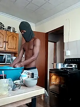 Snapshot of BoyWandaa chatting on January 20, 2025, 6:21 am BoyWandaa online show from January 20, 2025, 6:21 am