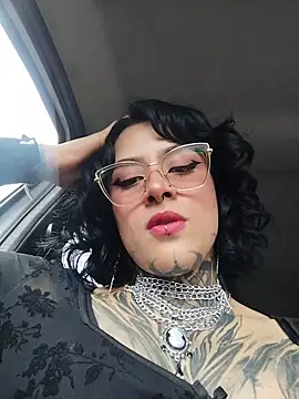 taaylor33 online show from February 21, 2026, 5:15 pm