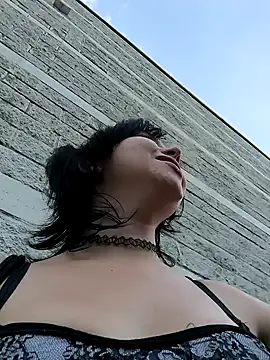 GerallFoxxx online show from October 2, 2025, 9:51 pm