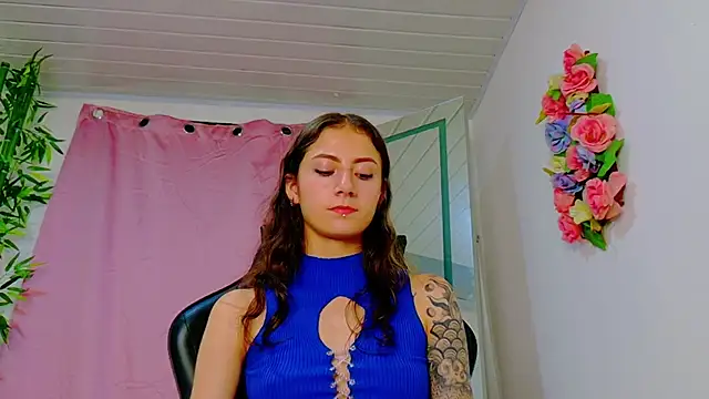 Snapshot of scarlet-jonesx chatting on February 21, 2026, 2:24 am scarlet-jonesx online show from February 21, 2026, 2:24 am