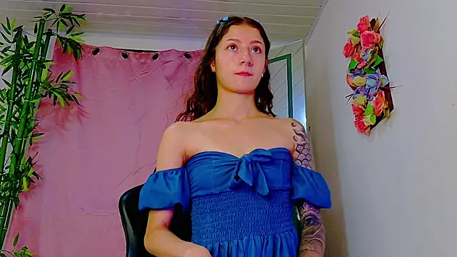 scarlet-jonesx online show from May 16, 2026, 8:19 pm