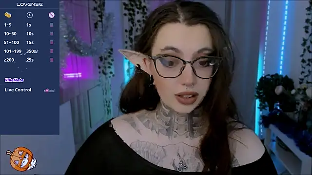 Snapshot of Dixi_Pixi_ chatting on December 21, 2025, 5:42 am Dixi Pixi online show from December 21, 2025, 5:42 am