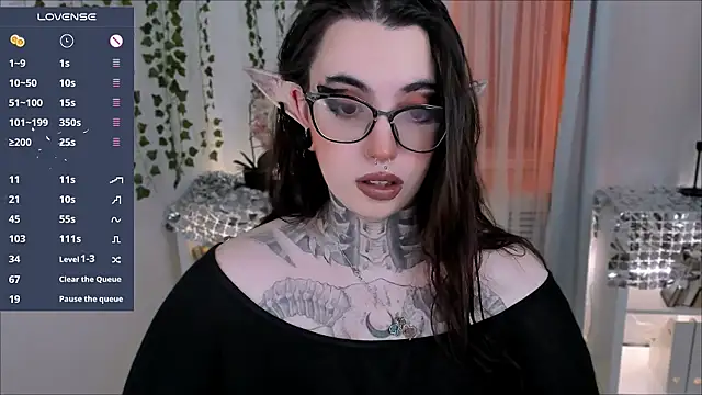 Snapshot of Dixi_Pixi_ chatting on December 19, 2025, 5:43 am Dixi Pixi online show from December 19, 2025, 5:43 am