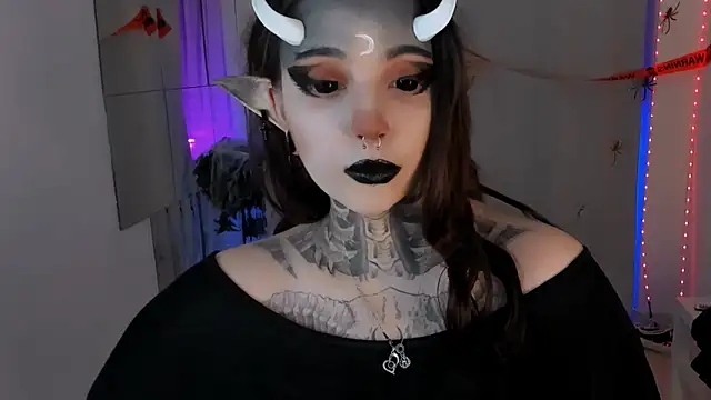 Snapshot of Dixi_Pixi_ chatting on October 31, 2025, 5:37 am Dixi Pixi online show from October 31, 2025, 5:37 am