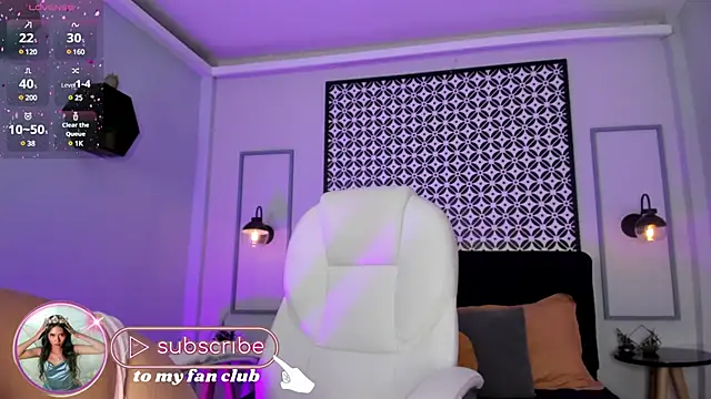 Snapshot of Chloe_fischer_ chatting on December 14, 2024, 1:59 pm Chloe fischer online show from December 14, 2024, 1:59 pm