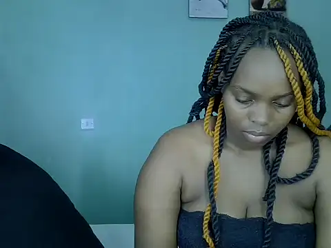 Snapshot of freaky_j_ chatting on March 3, 2025, 1:49 am freaky j online show from March 3, 2025, 1:49 am