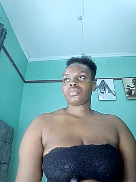 Snapshot of freaky_j_ chatting on January 29, 2025, 9:39 pm freaky j online show from January 29, 2025, 9:39 pm