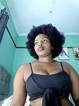 Snapshot of freaky_j_ chatting on January 31, 2025, 1:22 am freaky j online show from January 31, 2025, 1:22 am