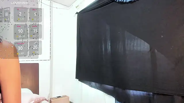 latinaStepmom online show from March 13, 2026, 10:59 pm