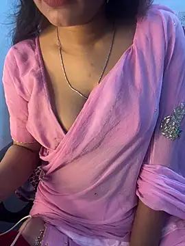 Spicy sari girl online show from May 16, 2026, 1:48 am