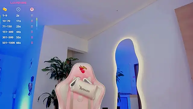 Pretty Mariangel online show from November 27, 2025, 9:43 am