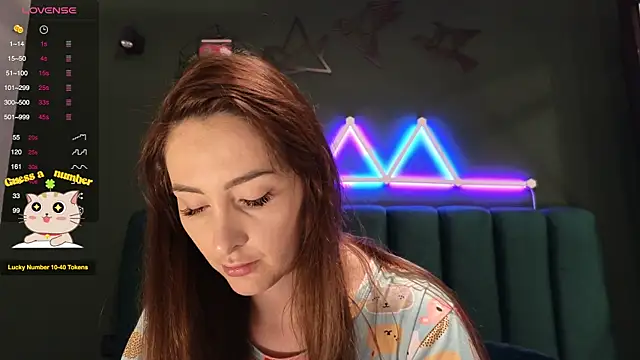 Snapshot of kimmie_meow chatting on November 24, 2025, 7:36 pm kimmie meow online show from November 24, 2025, 7:36 pm