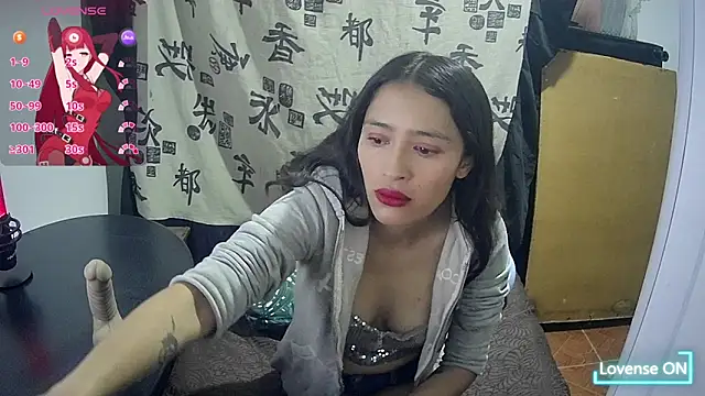 Hanha00 online show from June 10, 2026, 5:03 pm
