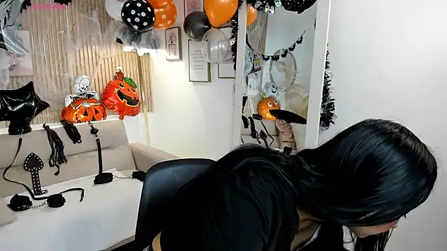 Snapshot of RACHEL_EV chatting on October 28, 2025, 4:46 am RACHEL EV online show from October 28, 2025, 4:46 am