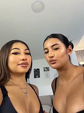 Snapshot of Kimm_khalifa chatting on May 17, 2026, 9:15 pm Kimm khalifa online show from May 17, 2026, 9:15 pm