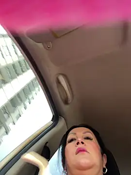 Milk chloe online show from January 5, 2026, 6:44 pm