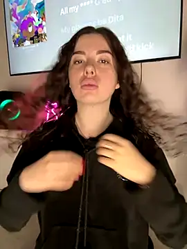 Kimi Ass online show from October 20, 2025, 12:17 pm