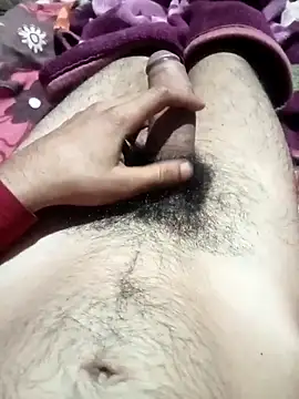 Snapshot of CoralNoise42 chatting on February 15, 2026, 7:57 pm CoralNoise42 online show from February 15, 2026, 7:57 pm