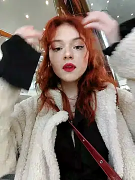 Snapshot of Times__Square chatting on March 20, 2025, 5:13 am Times Square online show from March 20, 2025, 5:13 am