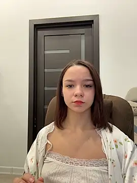 Snapshot of Times__Square chatting on December 19, 2025, 9:55 am Times Square online show from December 19, 2025, 9:55 am