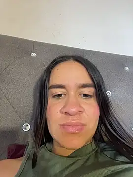 isisvalverdex online show from April 18, 2026, 3:25 pm