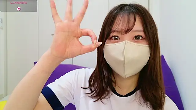 sara-a-jp online show from February 12, 2026, 2:55 am