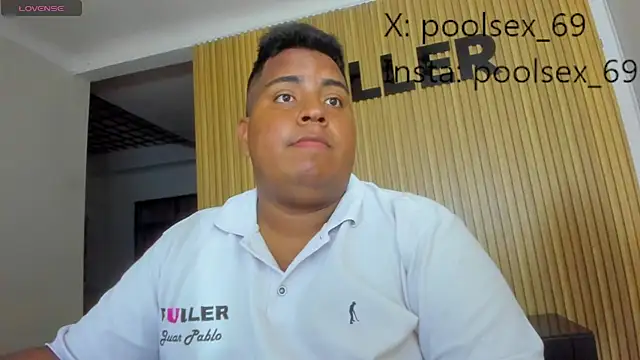 Poolsex 69 online show from October 21, 2025, 7:57 pm