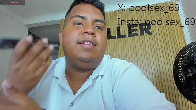 Poolsex 69 online show from October 22, 2025, 7:24 pm