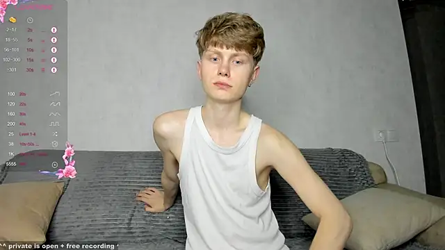 Snapshot of christian_di0r chatting on September 30, 2025, 6:36 pm christian di0r online show from September 30, 2025, 6:36 pm