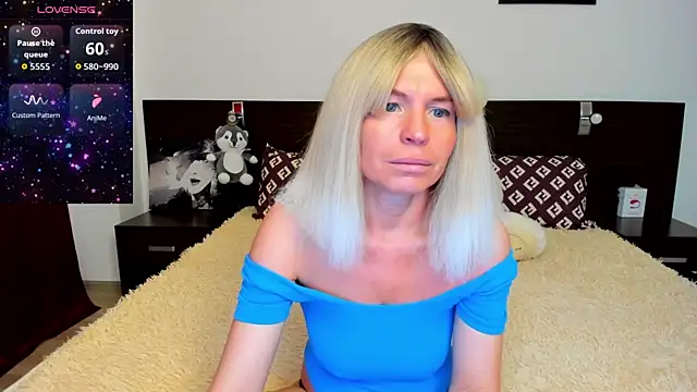 Hanna Becrett17 online show from May 31, 2026, 5:24 am
