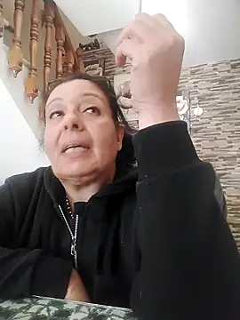 Snapshot of Anais-Te-La-Como chatting on February 6, 2025, 2:04 pm Anais-Te-La-Como online show from February 6, 2025, 2:04 pm
