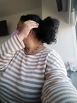 Snapshot of Anais-Te-La-Como chatting on February 27, 2025, 10:33 am Anais-Te-La-Como online show from February 27, 2025, 10:33 am