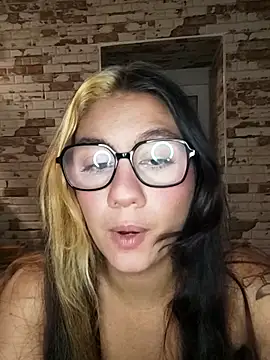 Snapshot of blvckbabyweed07 chatting on March 31, 2026, 10:45 pm blvckbabyweed07 online show from March 31, 2026, 10:45 pm