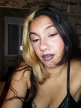 Snapshot of blvckbabyweed07 chatting on April 10, 2026, 11:23 pm blvckbabyweed07 online show from April 10, 2026, 11:23 pm