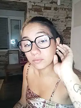 Snapshot of blvckbabyweed07 chatting on April 3, 2026, 8:37 pm blvckbabyweed07 online show from April 3, 2026, 8:37 pm