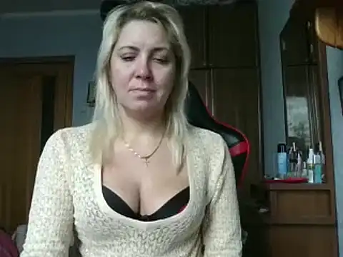 IrinaB1 online show from November 11, 2025, 8:09 am