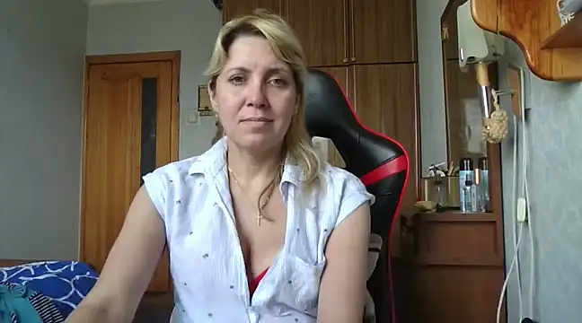 IrinaB1 online show from March 14, 2025, 8:21 am