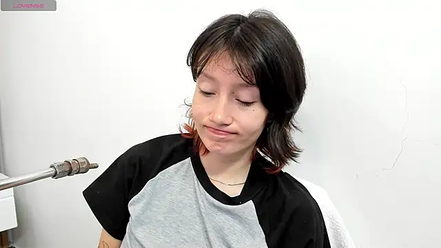 lizzy davis 1 online show from February 1, 2026, 12:14 pm