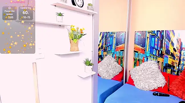 CristalLoren online show from March 18, 2025, 11:44 am