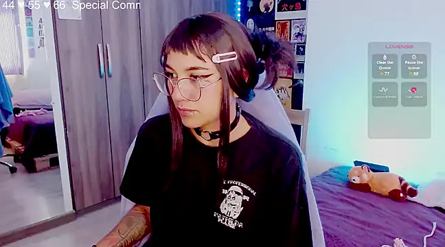 Snapshot of melissahowl chatting on March 13, 2025, 1:40 pm melissahowl online show from March 13, 2025, 1:40 pm