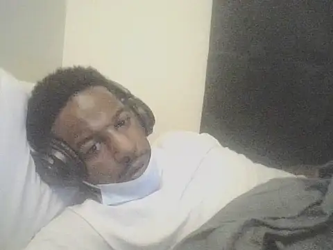 DreamvilleINC online show from October 8, 2025, 7:21 am